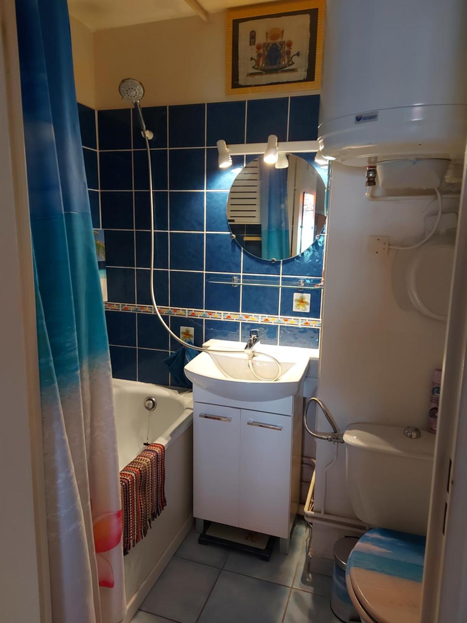 Appartement T2-CLIM-WIFI-GARAGE 2,30 x 4,95 à LA FAVIERE à Bormes-les-Mimosas Extérieur photo