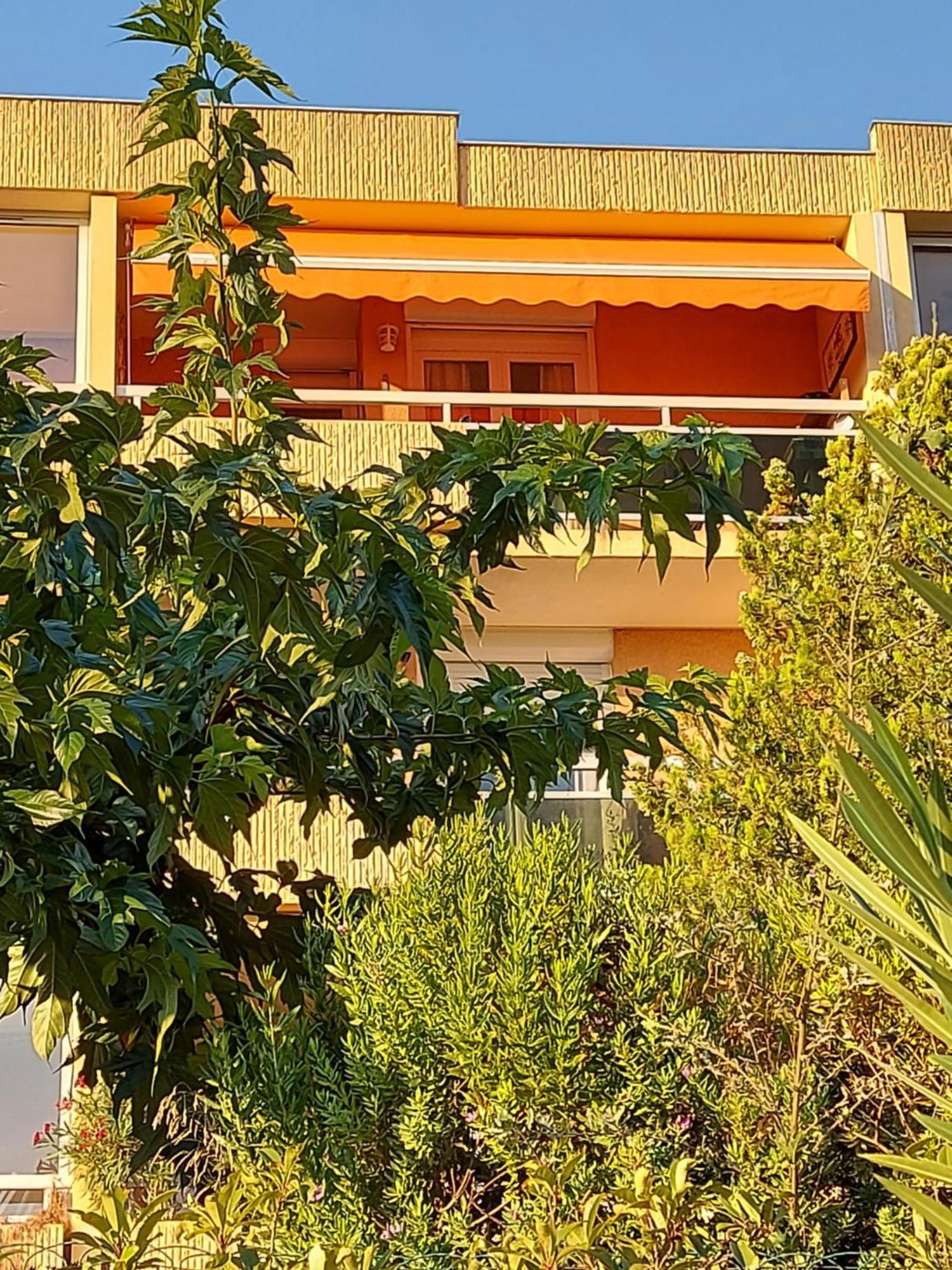 Appartement T2-CLIM-WIFI-GARAGE 2,30 x 4,95 à LA FAVIERE à Bormes-les-Mimosas Extérieur photo